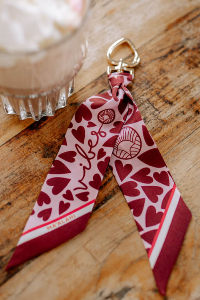 Vibes-Oahu bag charm