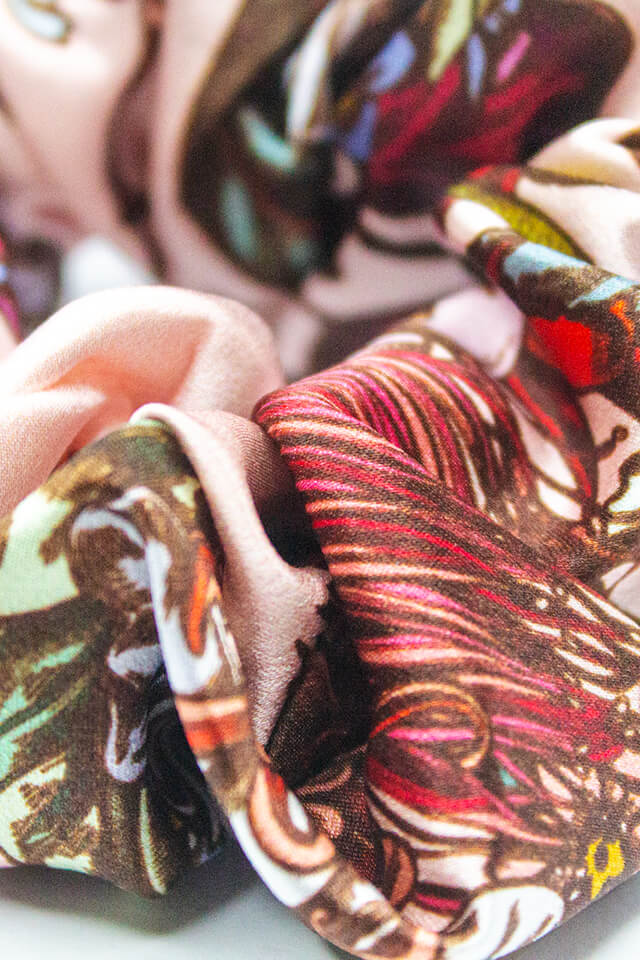 Scrunchie-lio-detail