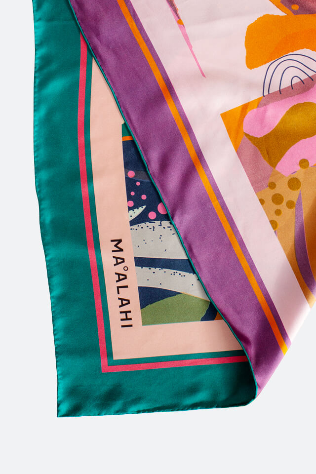 Silk scarf Kaipo – double-sided printed