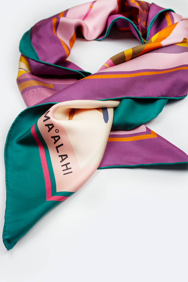 Silk scarf Kaipo – double-sided printed
